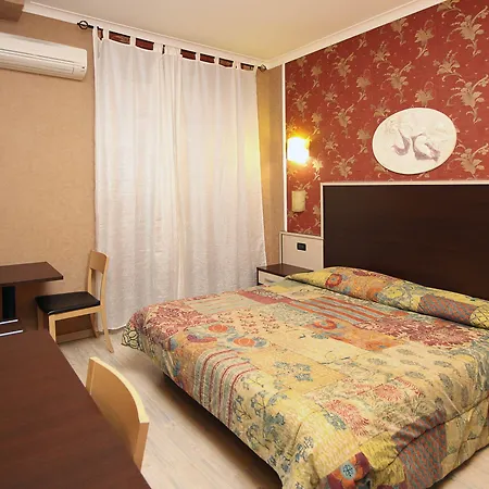 La Casa Di Maurizio Bed & Breakfast 3*