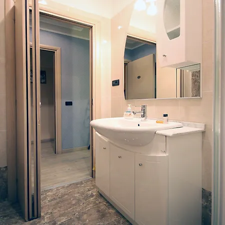 La Casa Di Maurizio 3* Rome