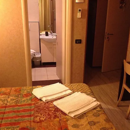La Casa Di Maurizio Panzió 3*