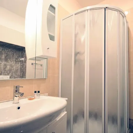 La Casa Di Maurizio 3* Rome