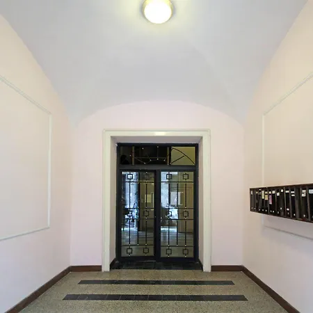 La Casa Di Maurizio 3* Rome