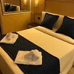 Oda ve Kahvaltı La Casa Di Maurizio Roma