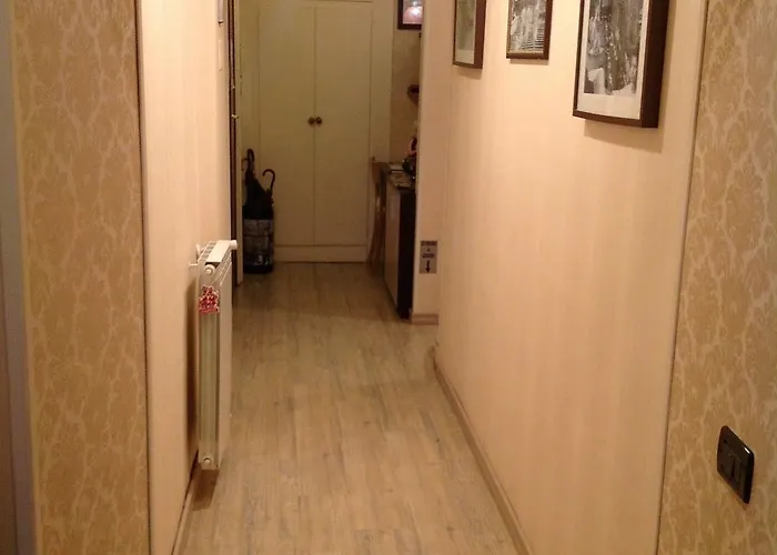 לינה וארוחת בוקר La Casa Di Maurizio 3*